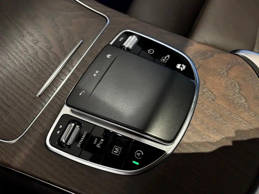 Mercedes-Benz GLC 2023 — фото 11