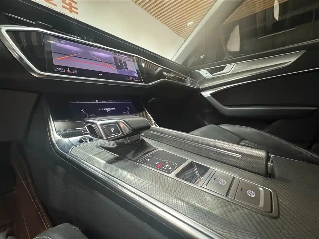 Audi A6L 2023 — фото 10