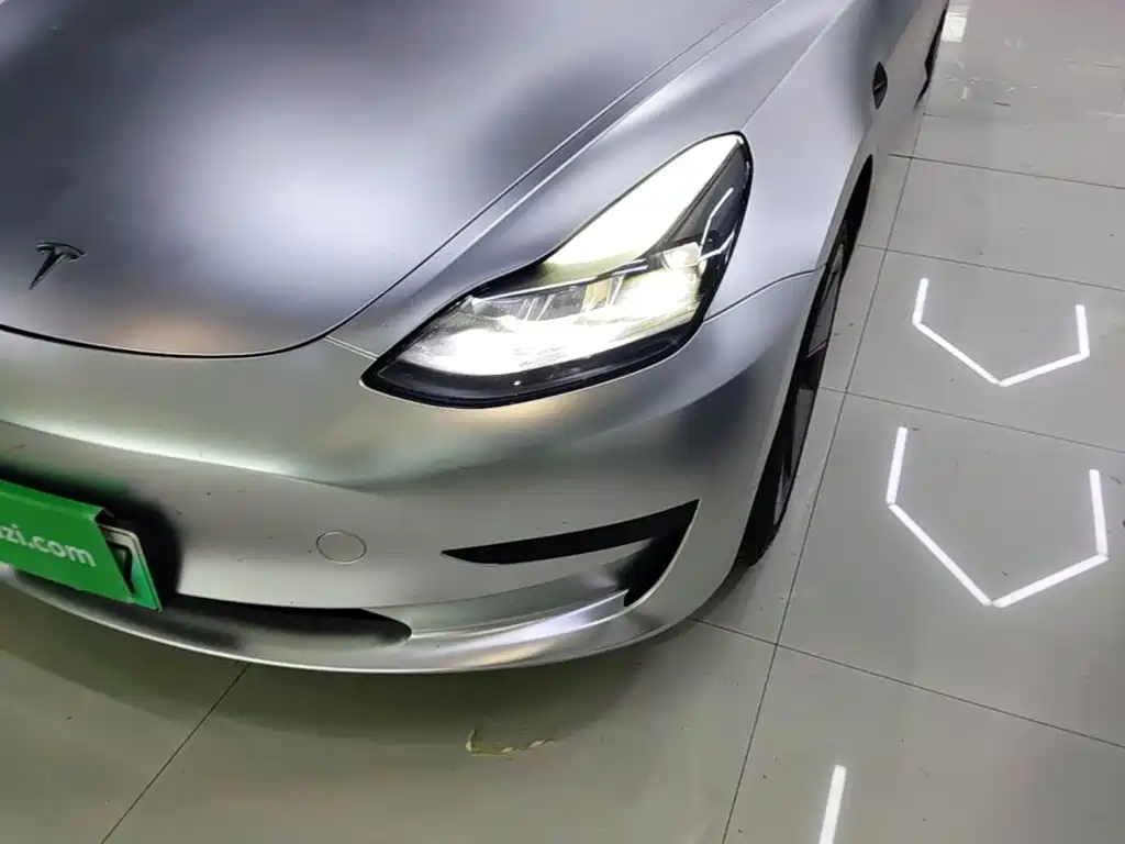 Tesla Model 3 2022 — фото 24