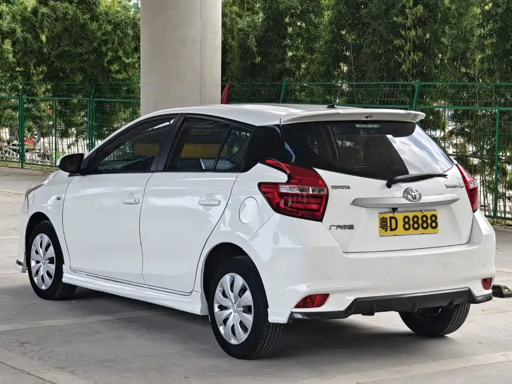 Toyota Yaris L 2017