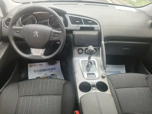 Peugeot 3008 2016
