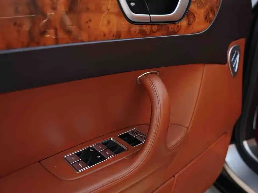 Bentley Flying Spur 2008 — фото 16