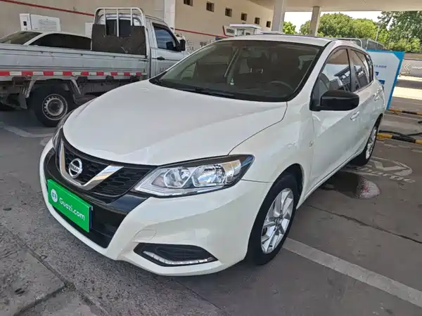 Nissan Tiida 2022