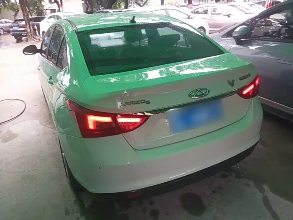 Chery Arrizo 5 2016
