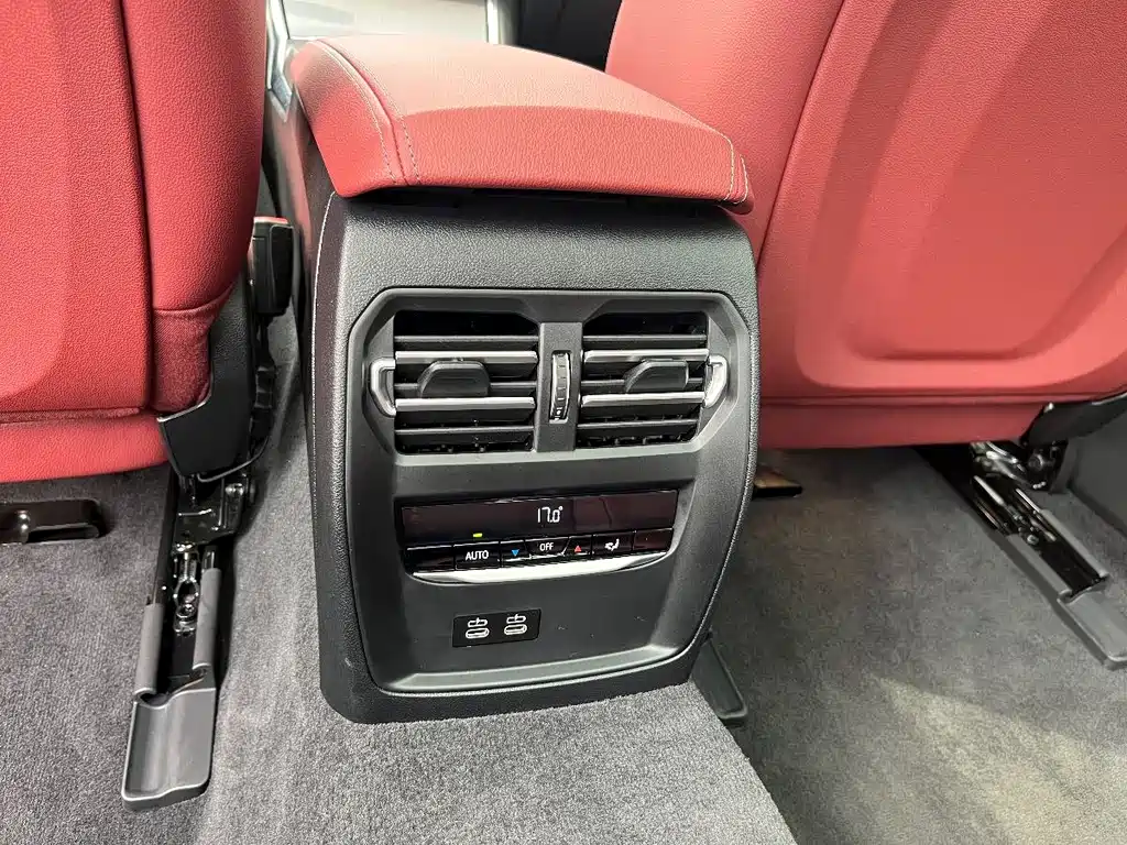 BMW i3 2025 — фото 24