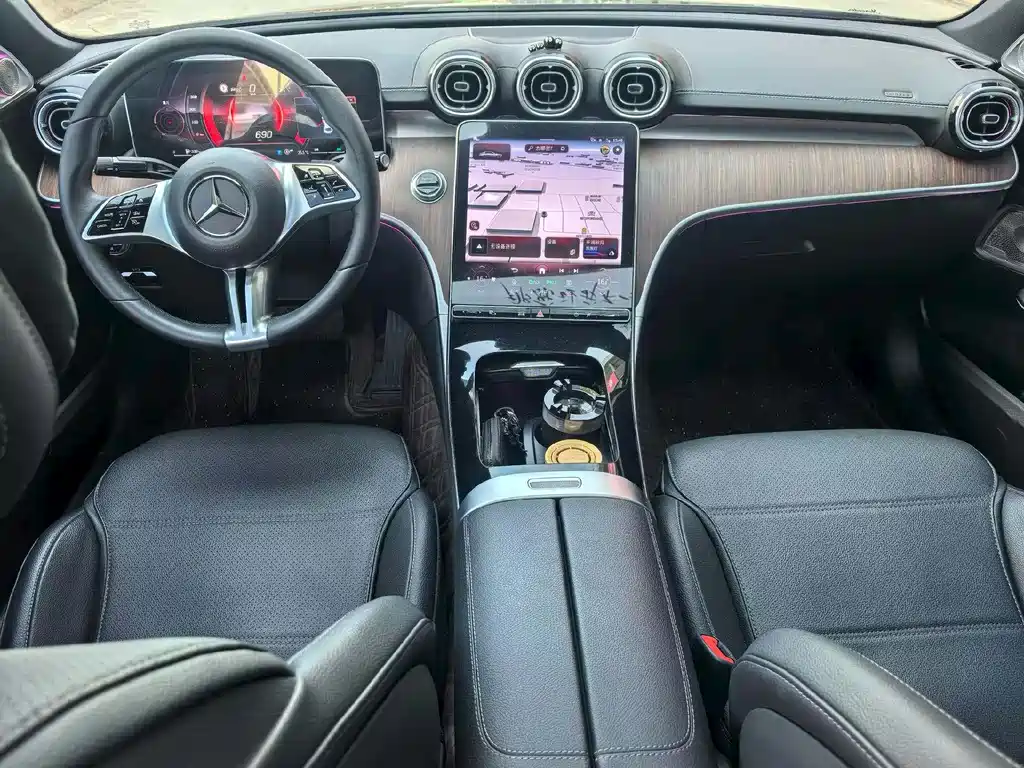 Mercedes-Benz C-Class 2023 — фото 8