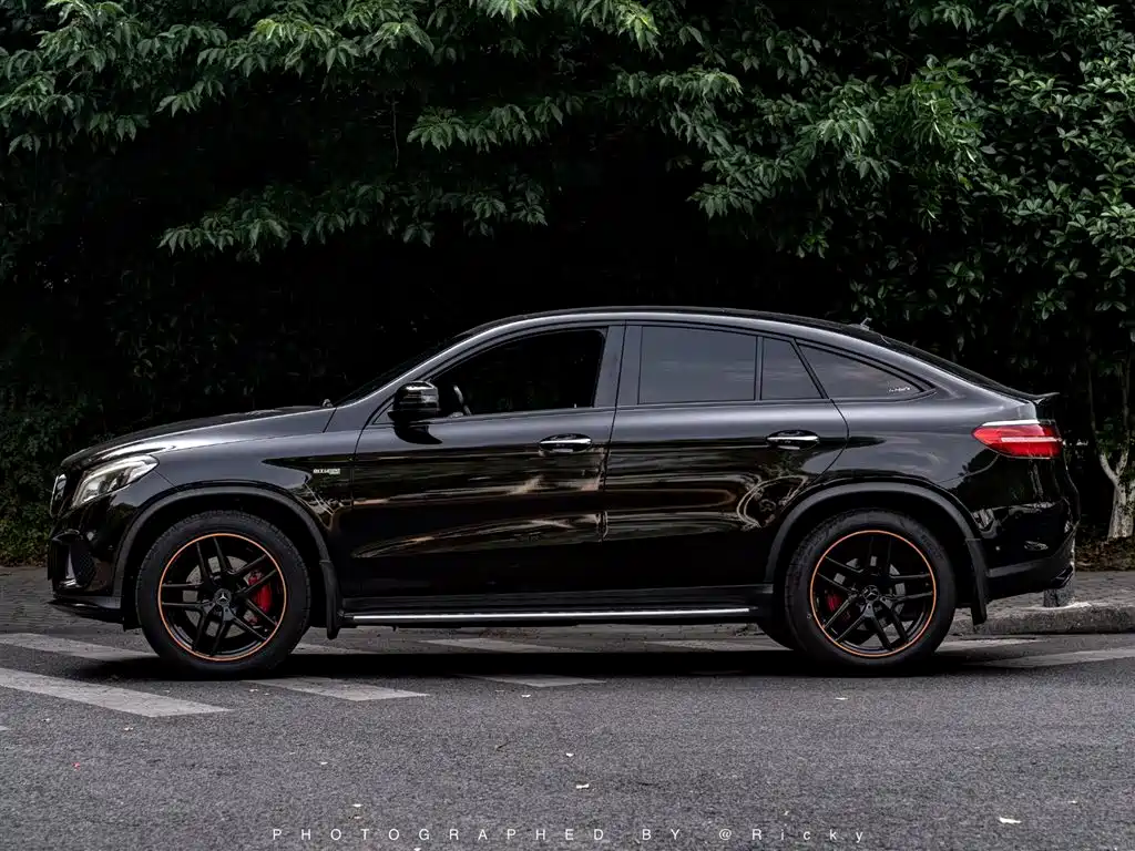 Mercedes-Benz GLE Coupe AMG 2018 — фото 2