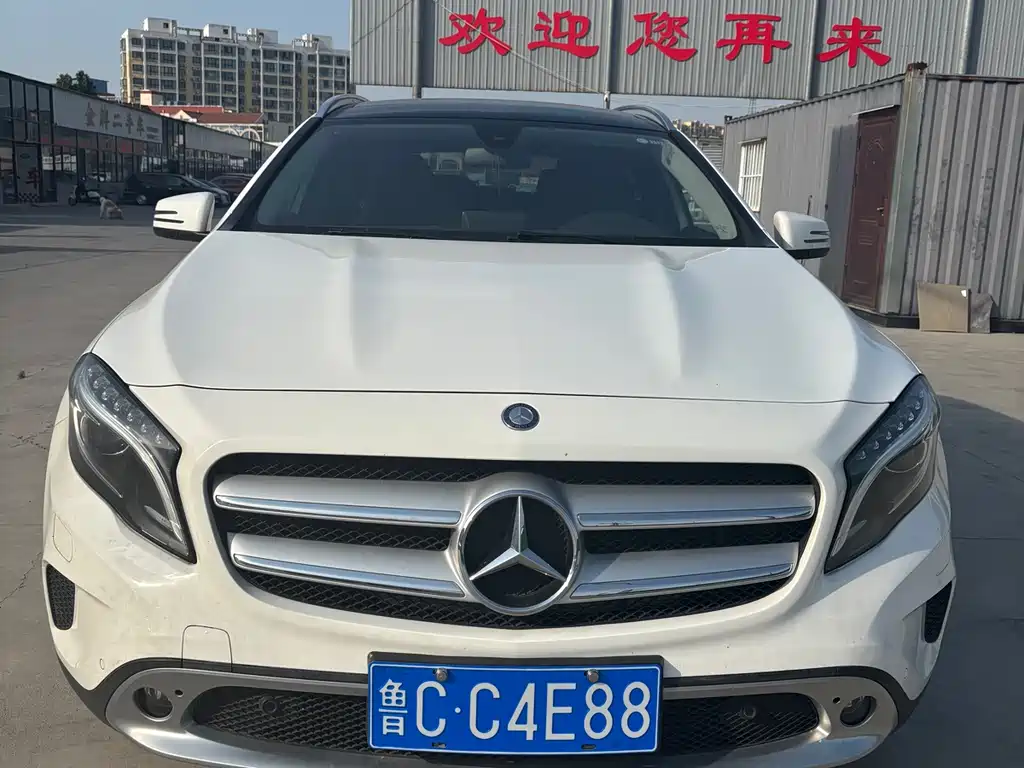 Mercedes-Benz GLA 2016 — фото 1