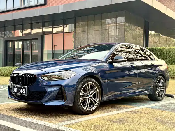 BMW 1 Series 2021