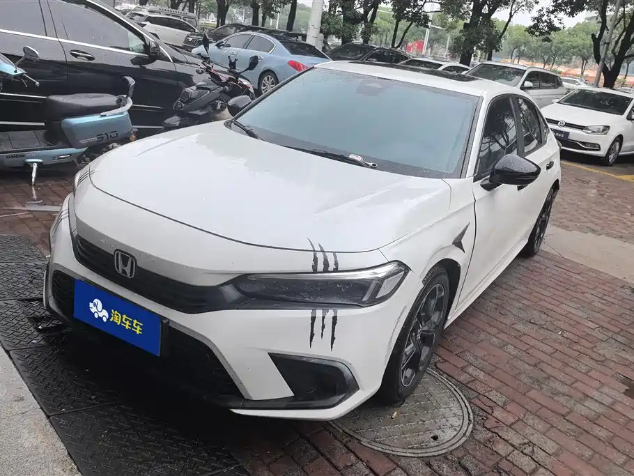 Honda Civic 2023 — фото 1