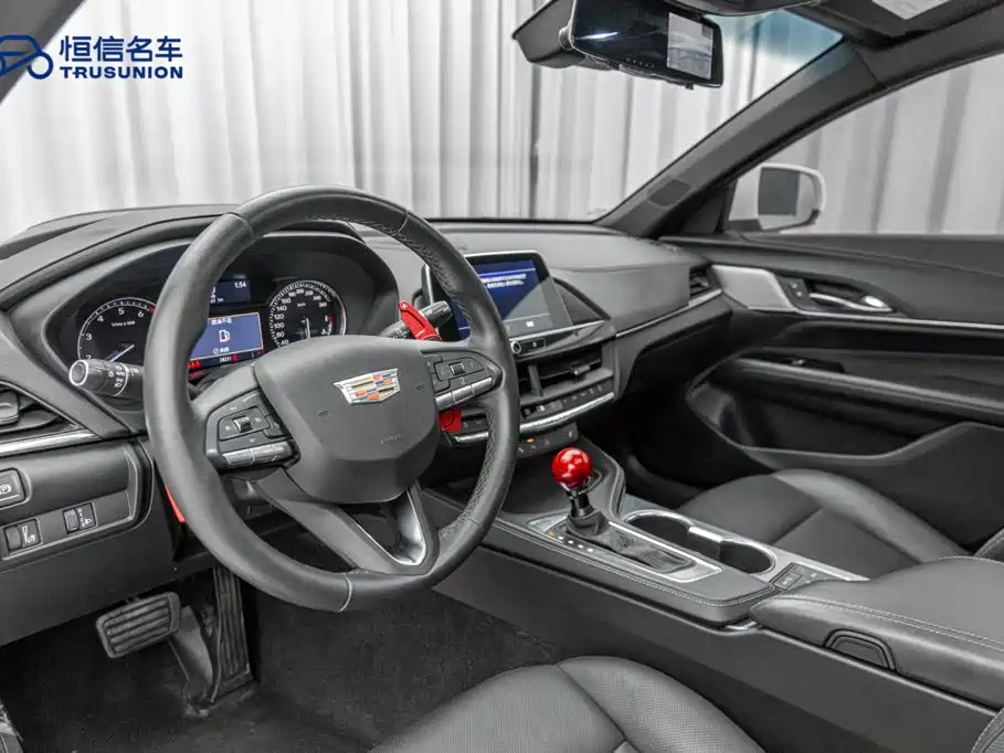 Cadillac CT4 2021 — фото 12