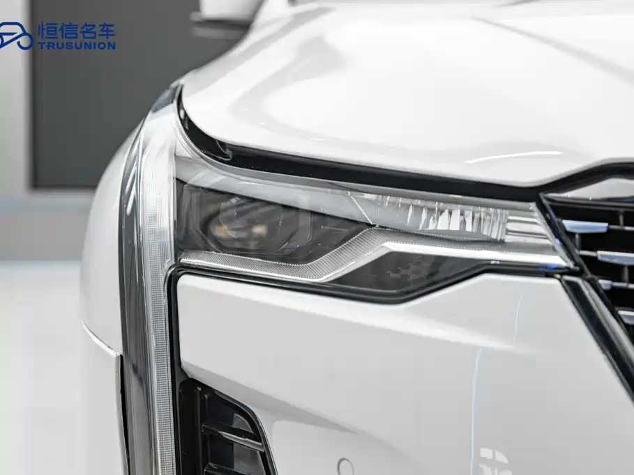 Cadillac CT4 2021 — фото 10