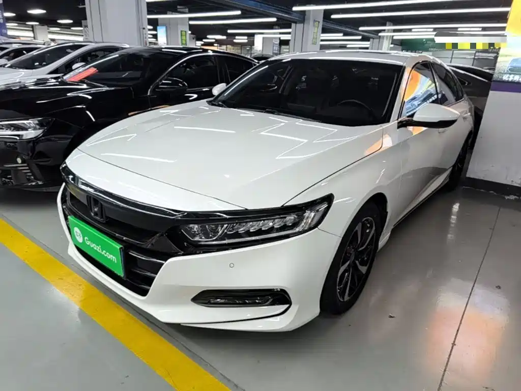 Honda Accord 2021 — фото 1