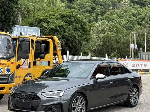 Audi S4 2023
