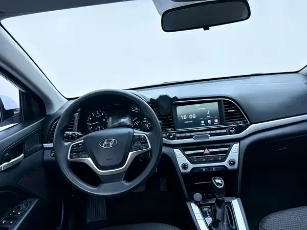 Hyundai Celesta 2018