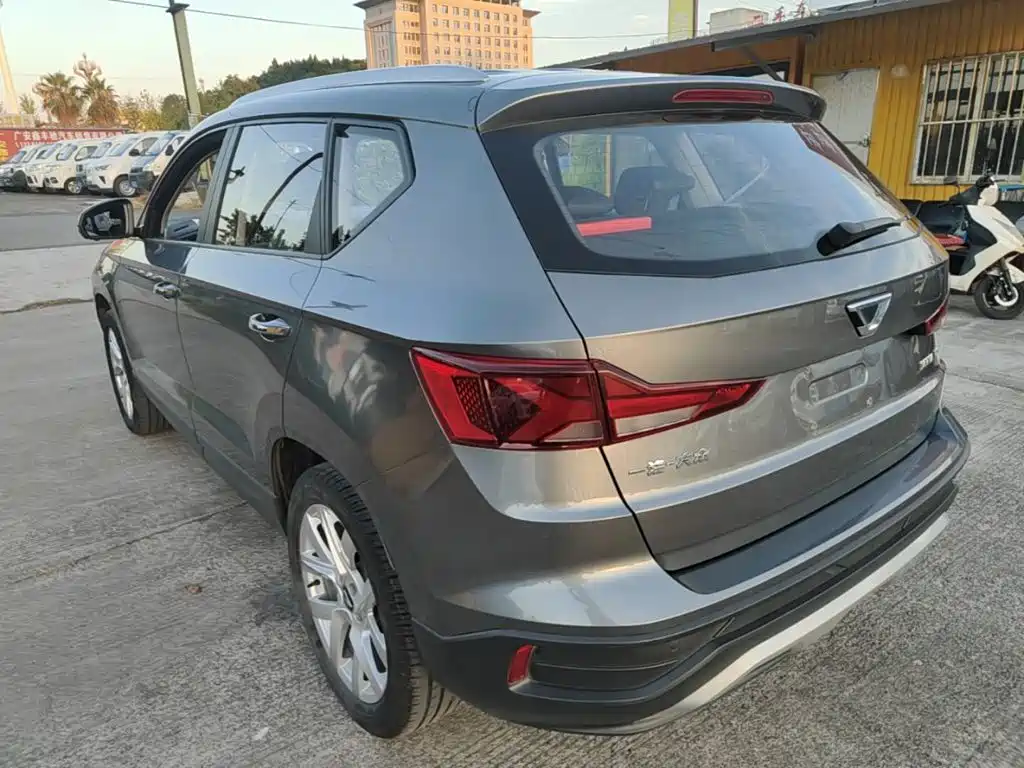 Jetta VS5 2022