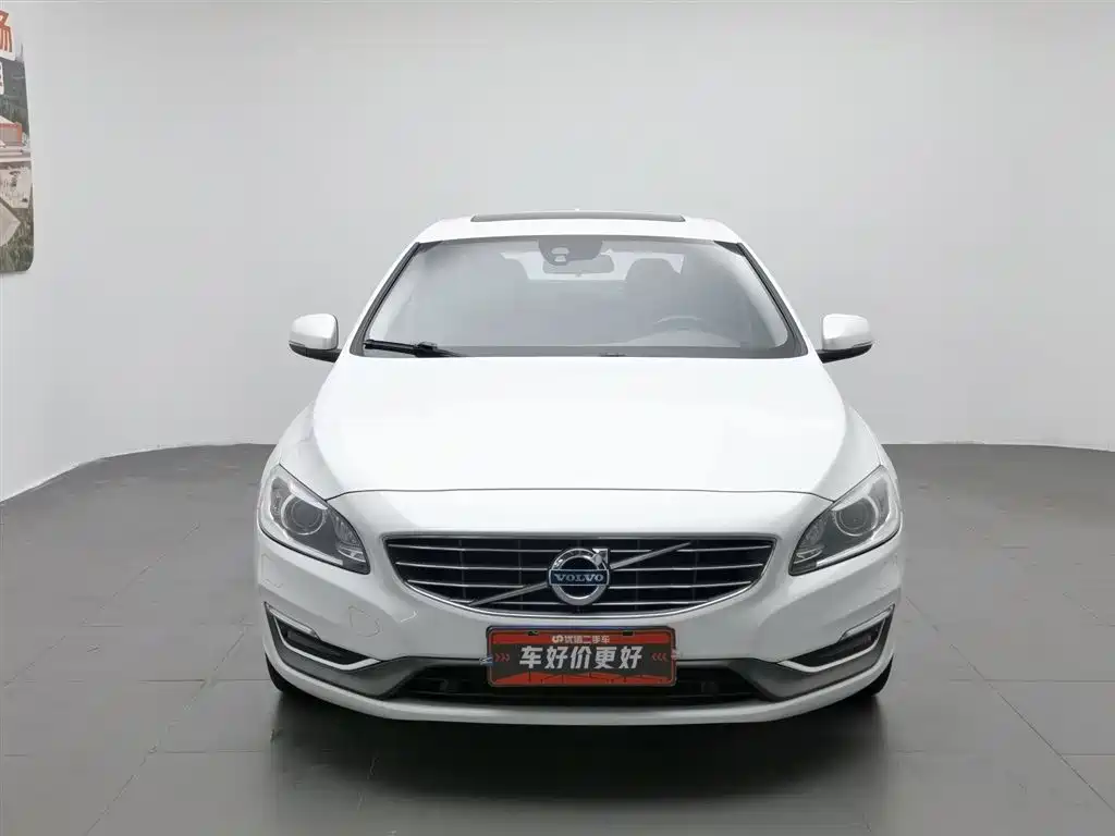 Volvo S60 2015 — фото 3