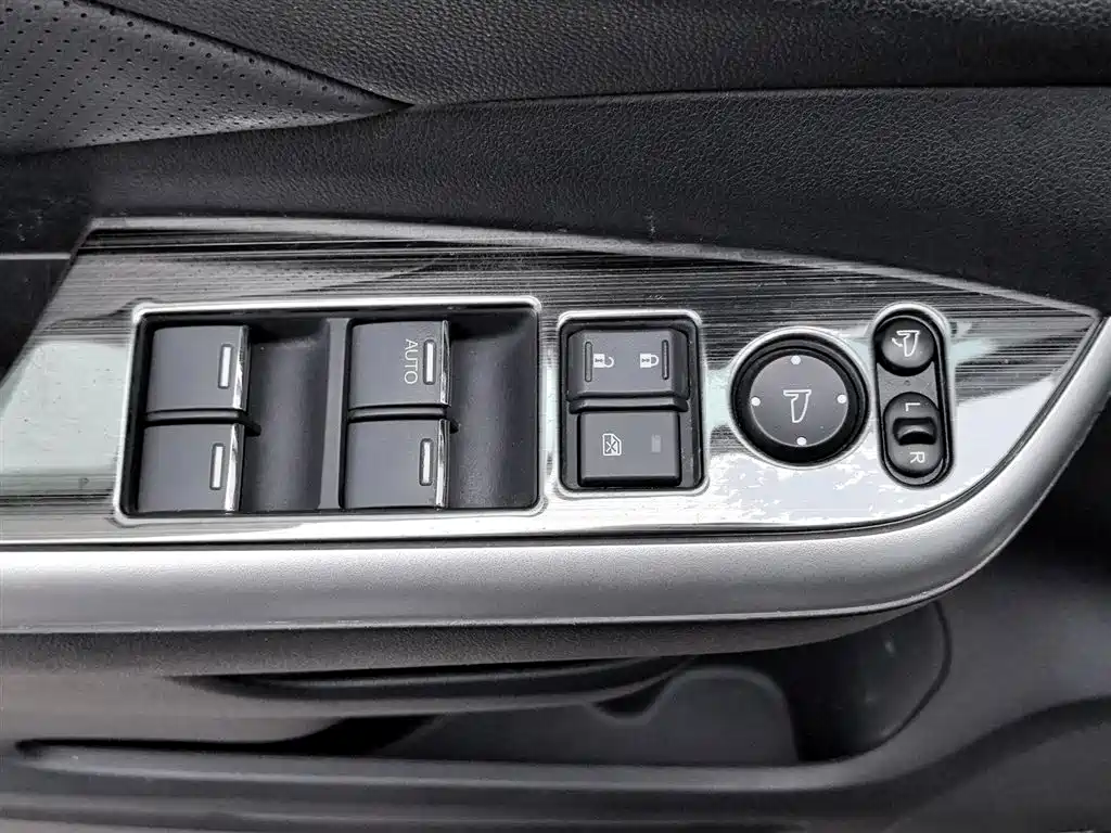 Honda CR-V 2016 — фото 9