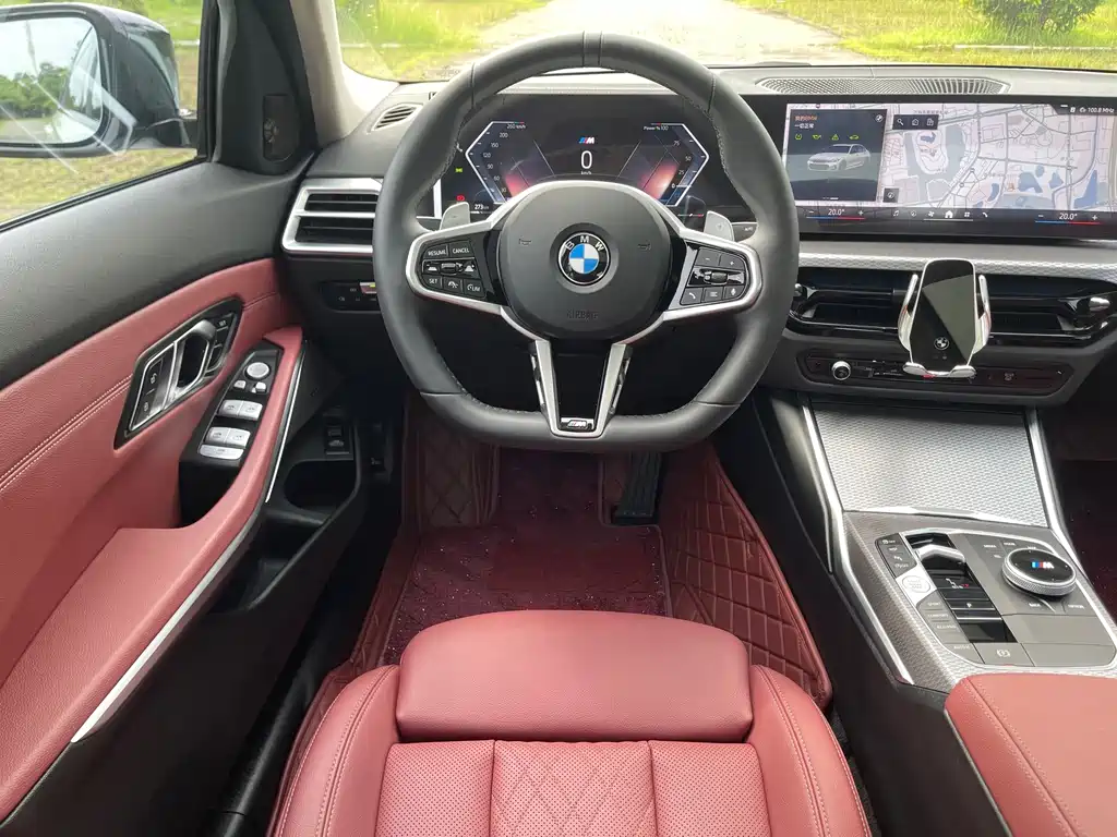 BMW 3 Series 2025 — фото 17