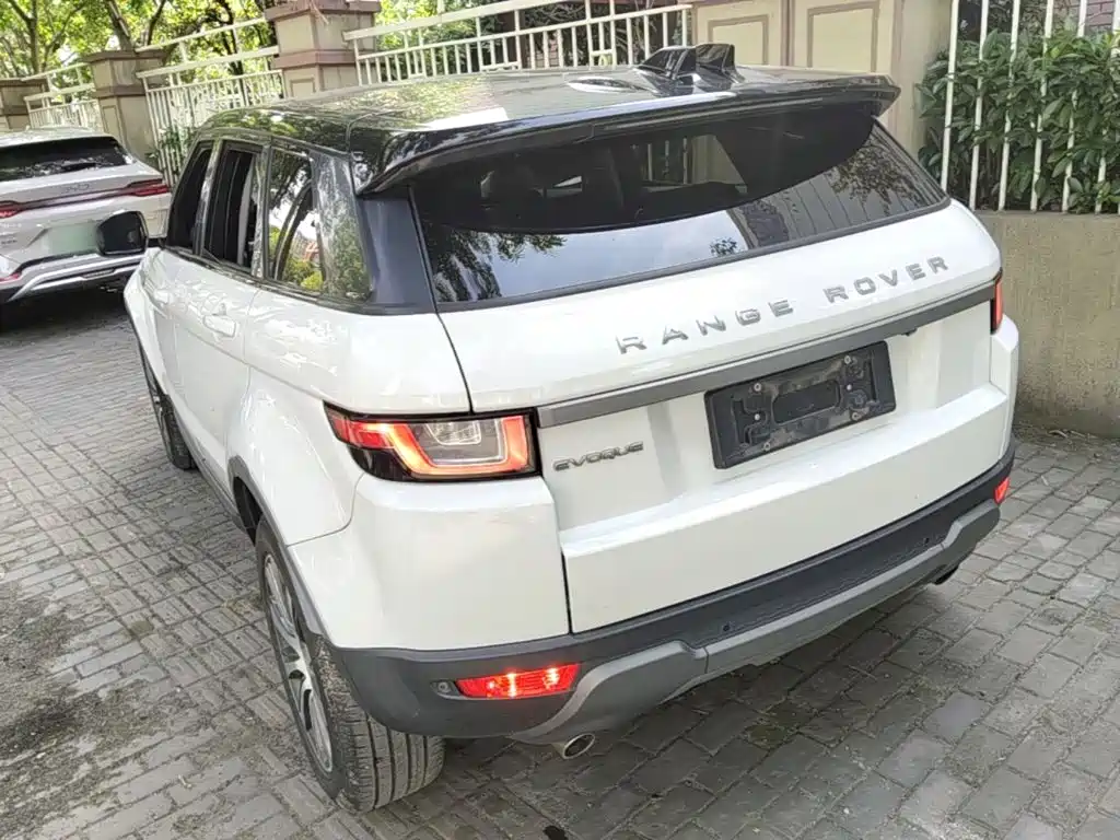 Land Rover Range Rover Evoque 2019 — фото 5