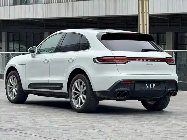 Porsche Macan 2021