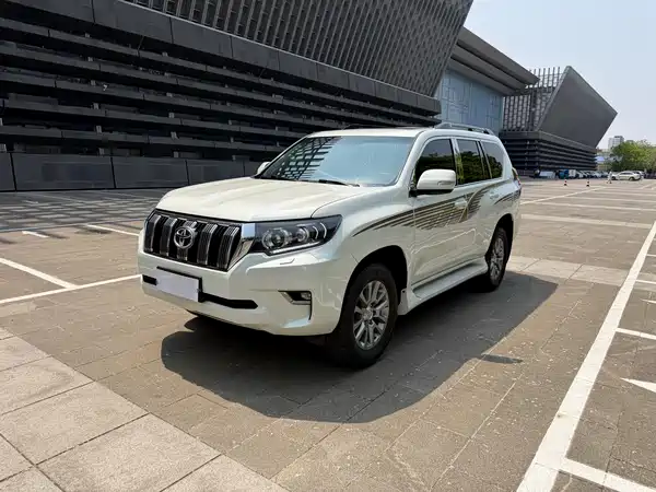 Toyota Prado 2018
