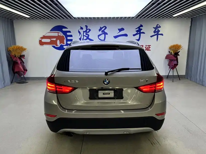 BMW X1 2014 — фото 19