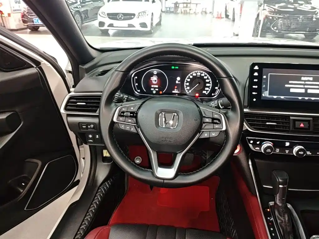 Honda Inspire 2023 — фото 11