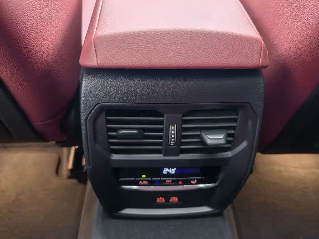 BMW 4 Series 2025 — фото 11