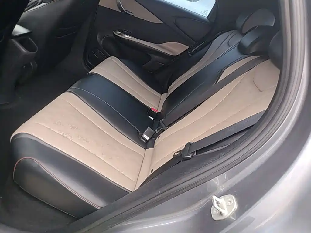 BYD Dolphin 2023 — фото 17