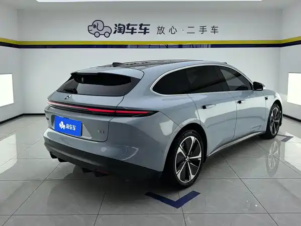 NIO ET5T 2024
