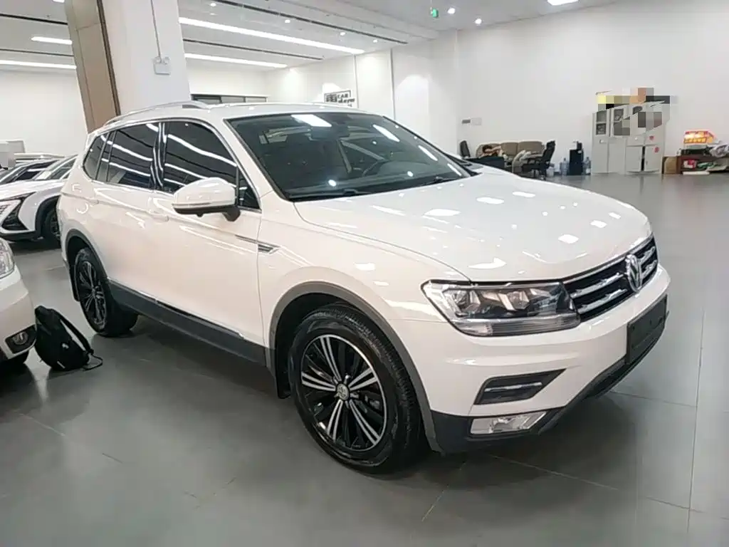Volkswagen Tiguan L 2020