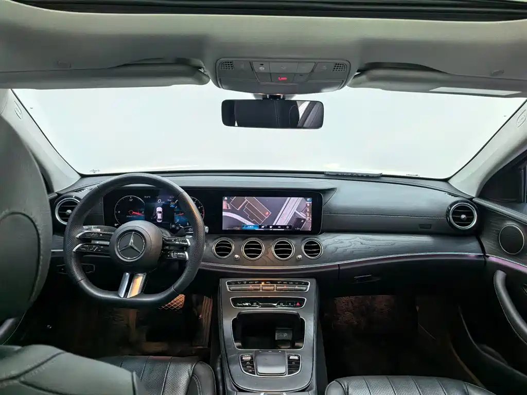 Mercedes-Benz E-Class 2023