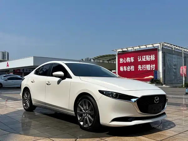 Mazda 3 Axela 2021
