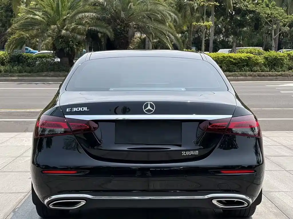 Mercedes-Benz E-Class 2020 — фото 9