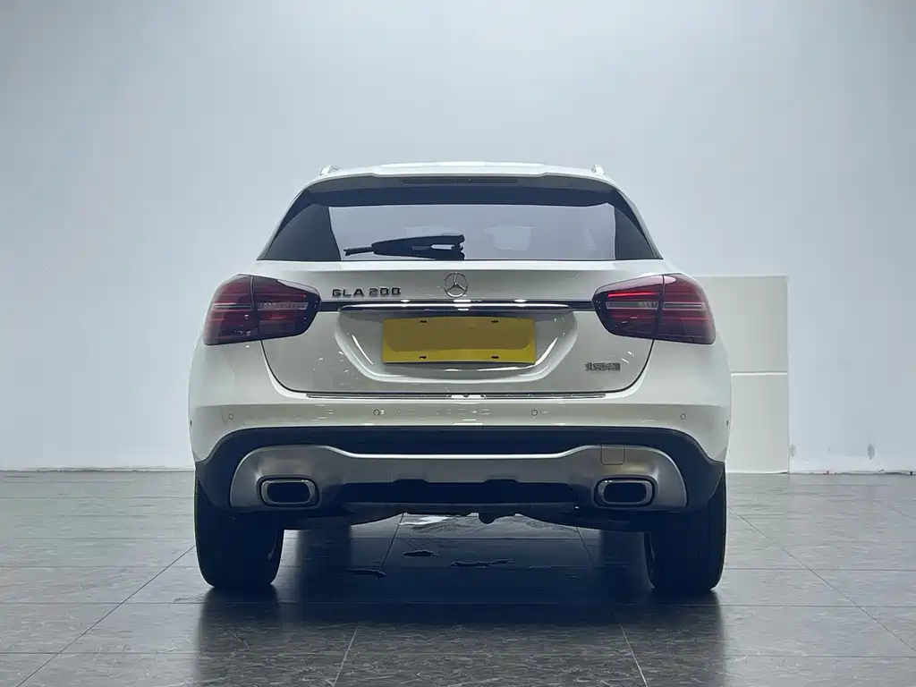 Mercedes-Benz GLA 2020