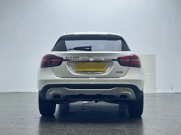Mercedes-Benz GLA 2020
