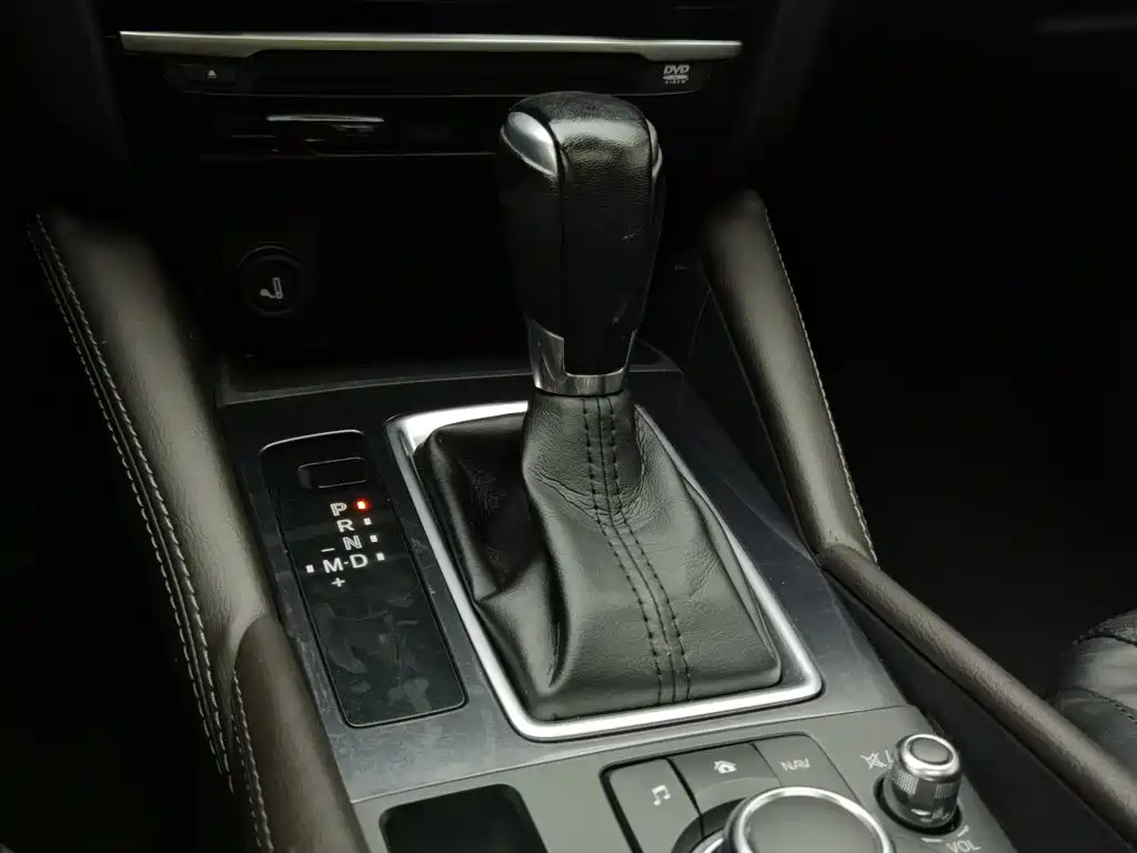 Mazda Atenza 2017 — фото 13