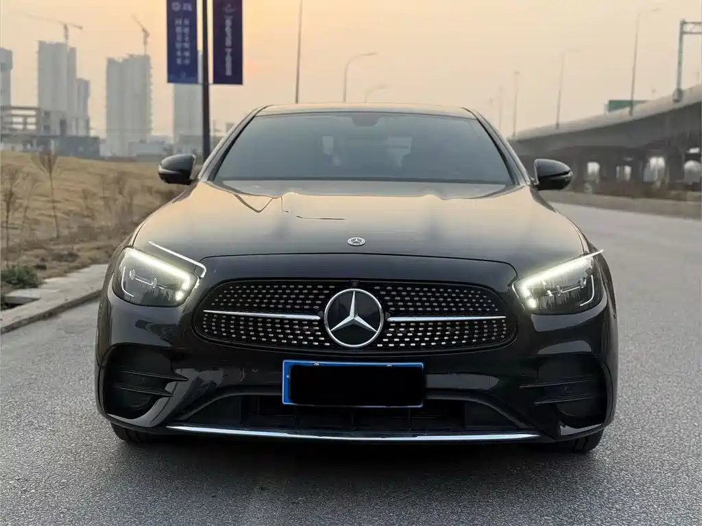 Mercedes-Benz E-Class 2023 — фото 2