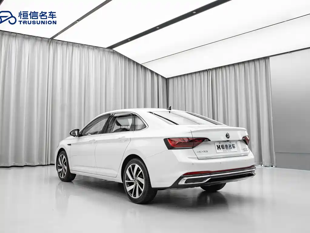 Volkswagen Sagitar 2023