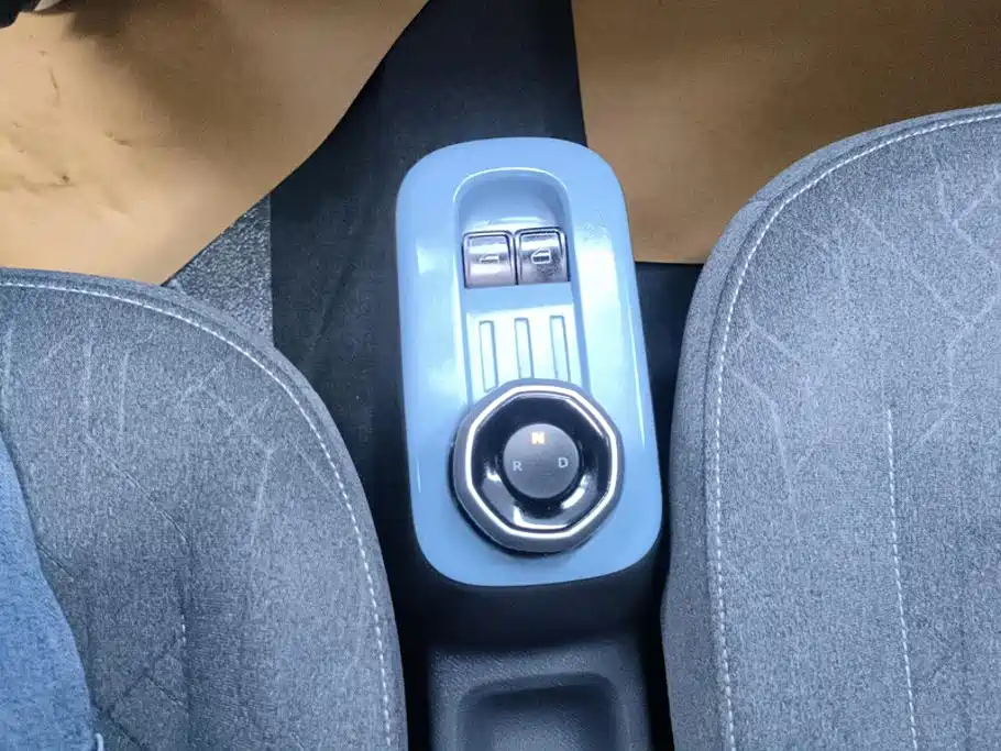 Geely Galaxy Panda 2025 — фото 16