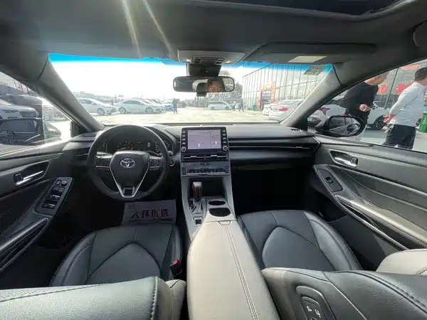 Toyota Avalon 2019