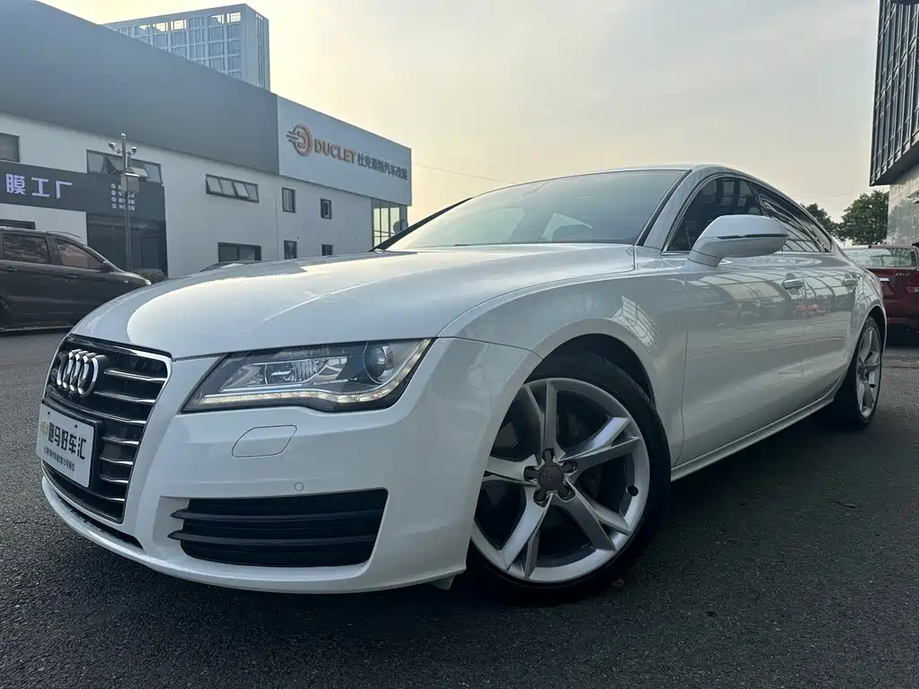 Audi A7 2015 — фото 1