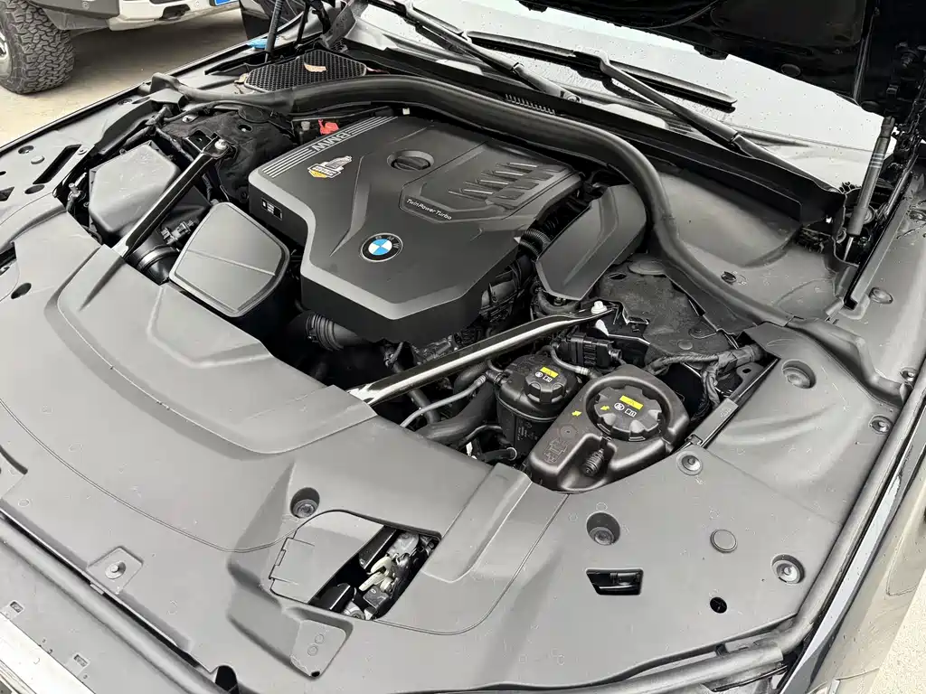 BMW 7 Series 2021 — фото 19