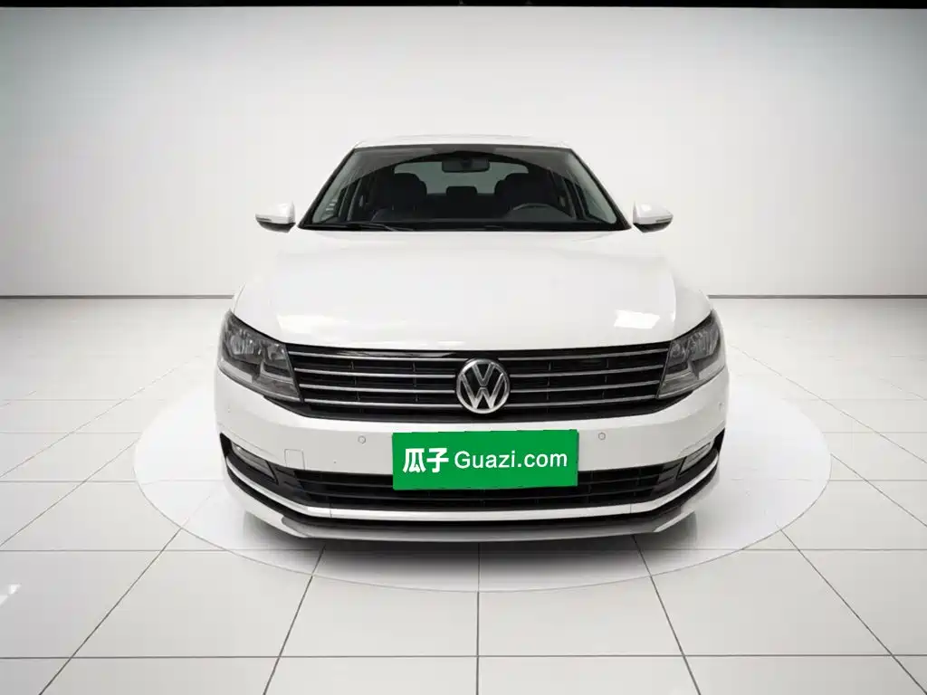 Volkswagen Lavida 2015 — фото 24