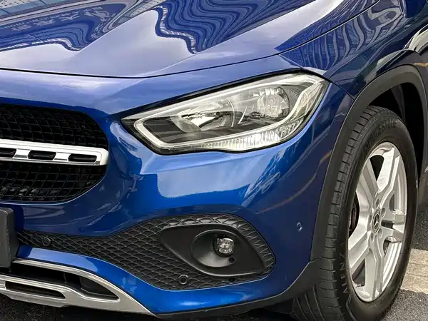 Mercedes-Benz GLA 2020