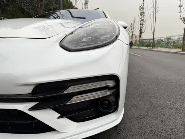 Porsche Panamera 2013