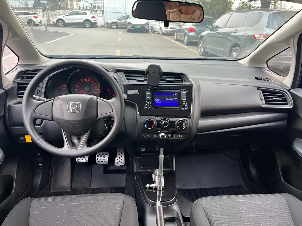 Honda Fit 2019 — фото 11