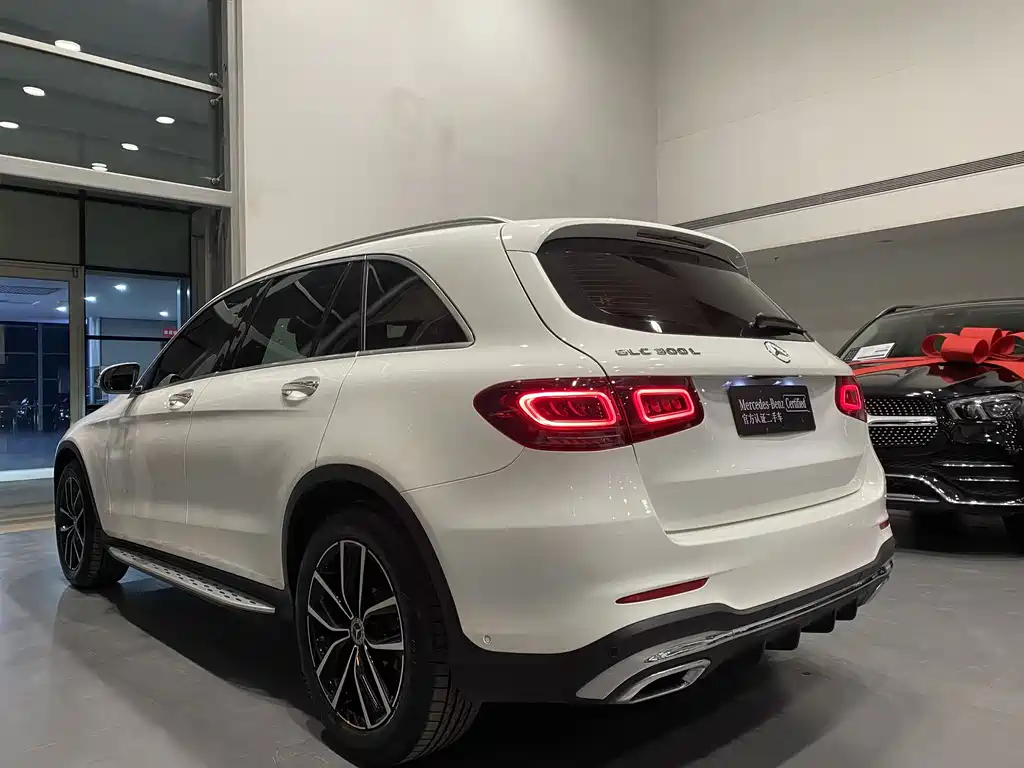 Mercedes-Benz GLC 2020 — фото 17