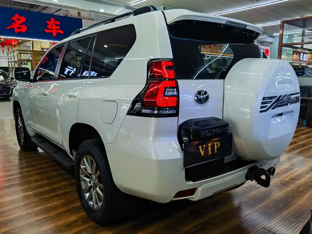 Toyota Prado 2019 — фото 4